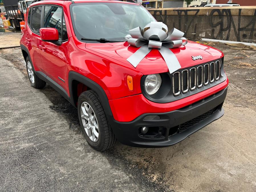 2016 Jeep Renegade 4WD 4dr Latitude photo