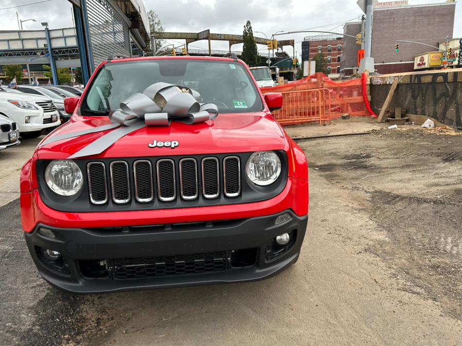 2016 Jeep Renegade 4WD 4dr Latitude photo
