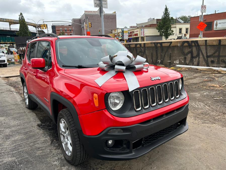 2016 Jeep Renegade 4WD 4dr Latitude photo