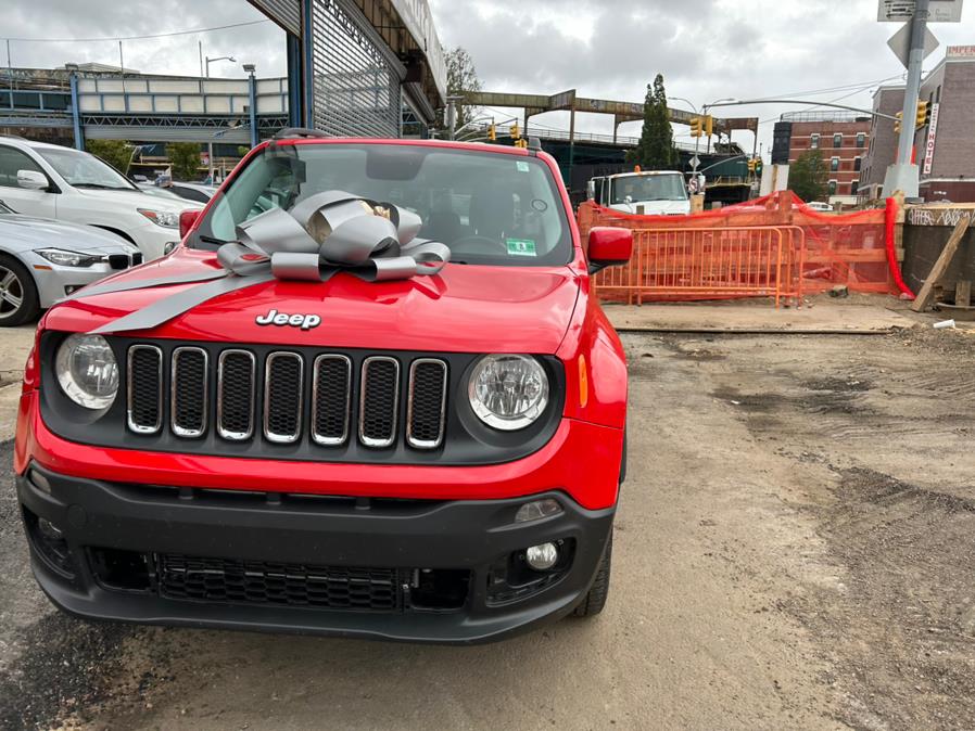 2016 Jeep Renegade 4WD 4dr Latitude photo