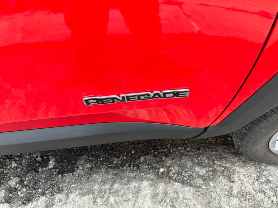 2016 Jeep Renegade 4WD 4dr Latitude photo