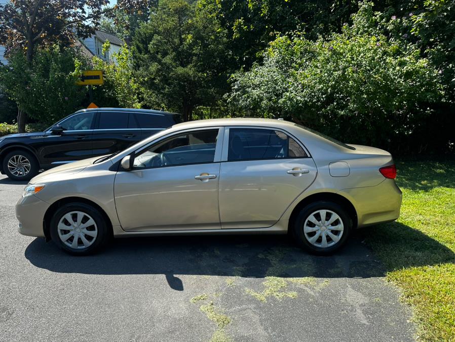 2010 Toyota Corolla photo