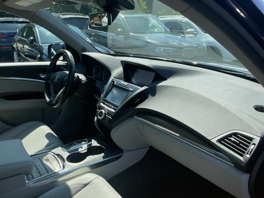 2020 Acura MDX SH-AWD 7-Passenger w/Technolog photo