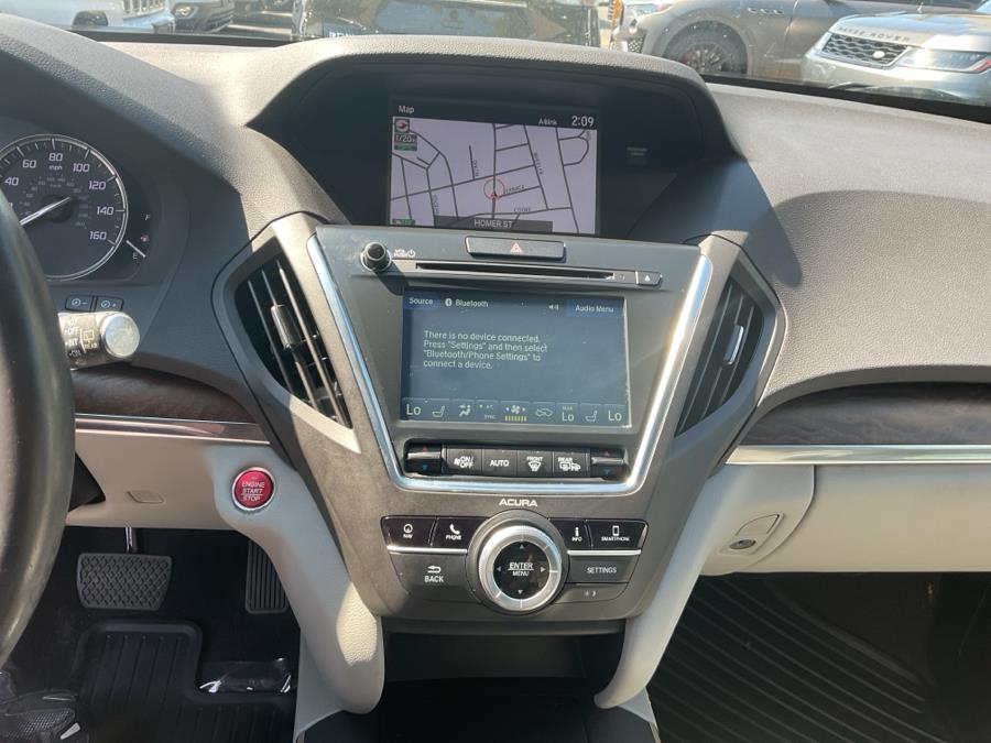 2020 Acura MDX SH-AWD 7-Passenger w/Technolog photo