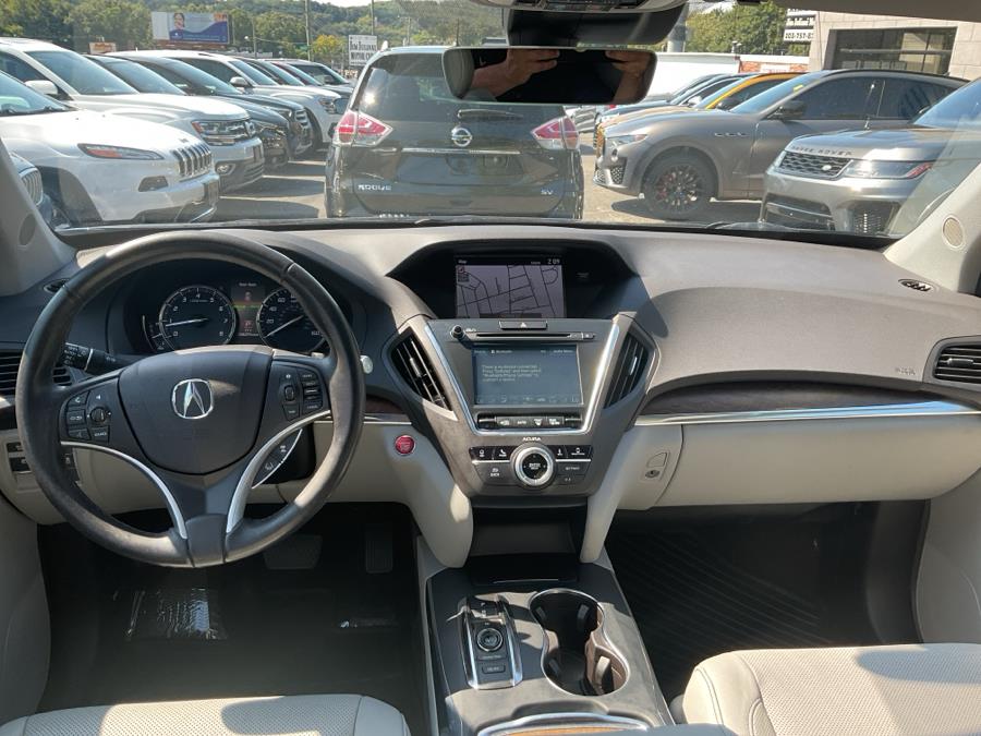 2020 Acura MDX SH-AWD 7-Passenger w/Technolog photo