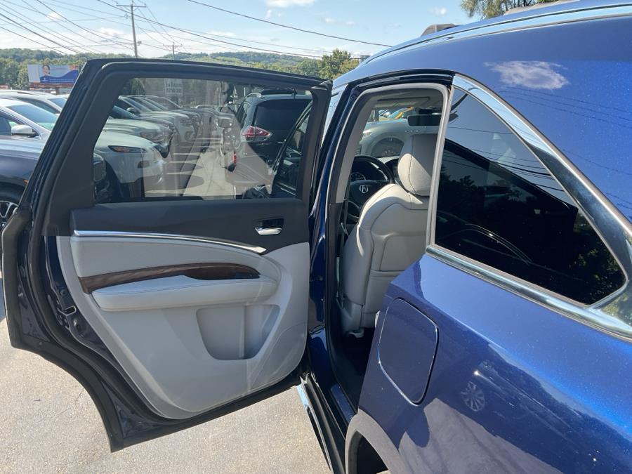 2020 Acura MDX SH-AWD 7-Passenger w/Technolog photo