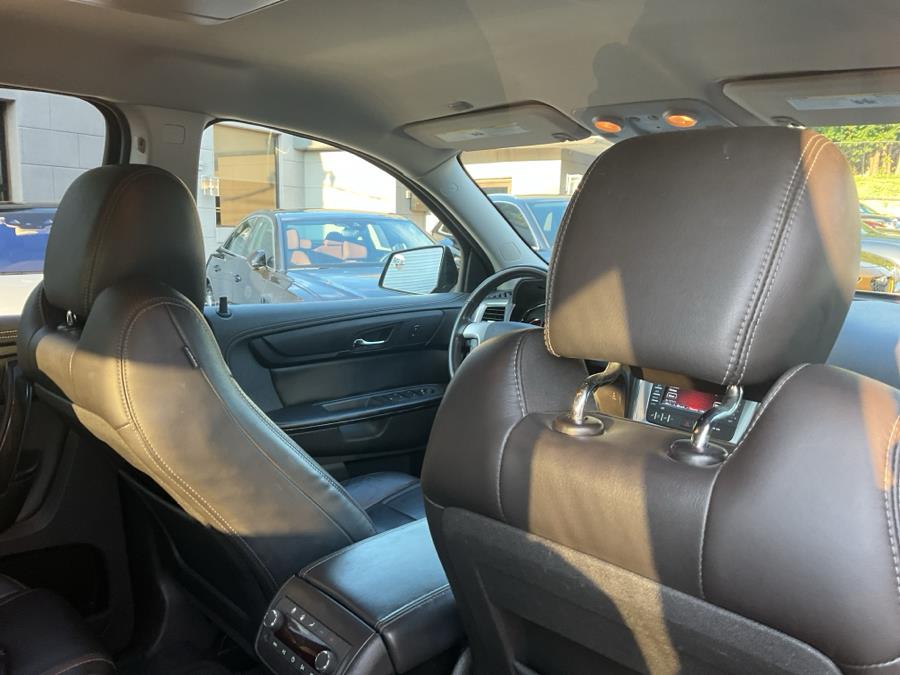 2014 GMC Acadia SLT-1 photo