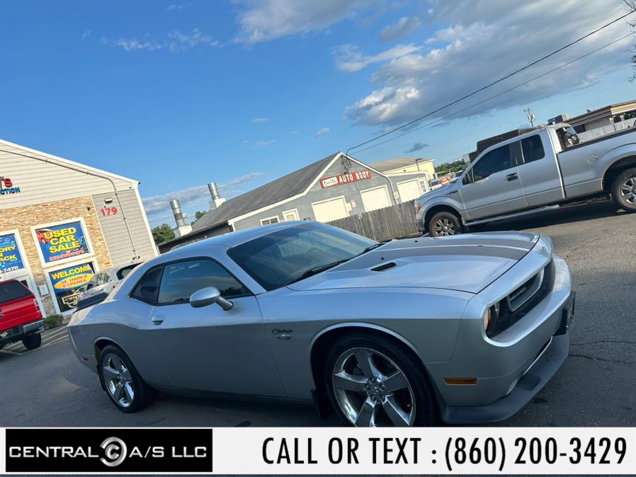 2012 Dodge Challenger SXT photo