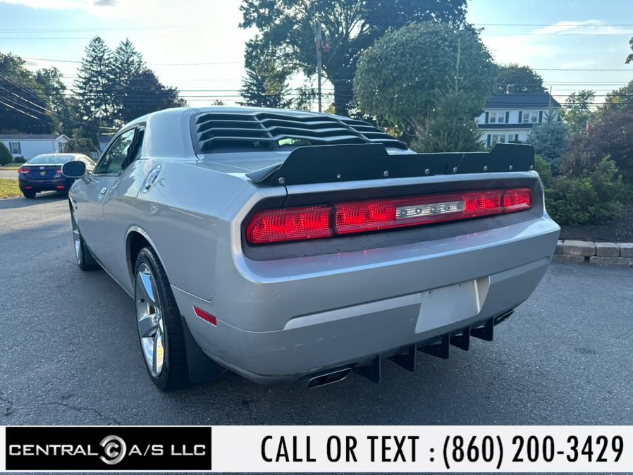 2012 Dodge Challenger SXT photo