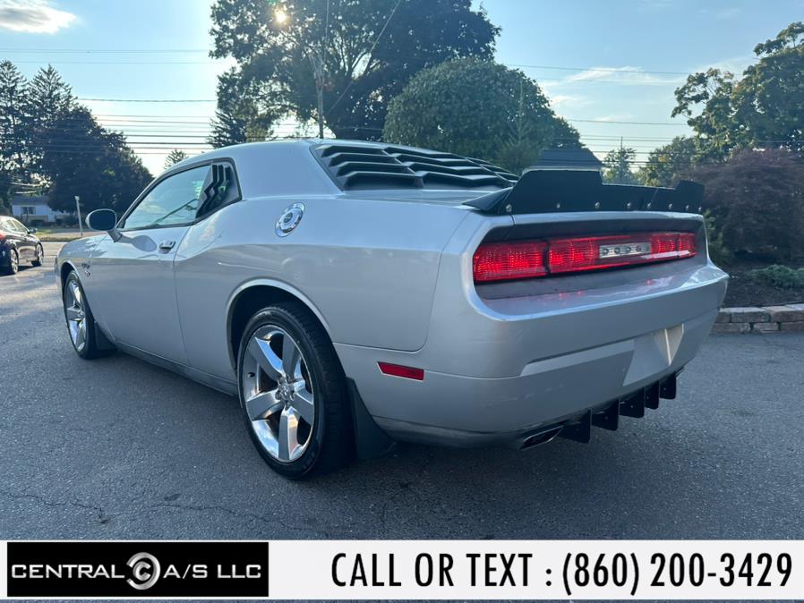 2012 Dodge Challenger SXT photo