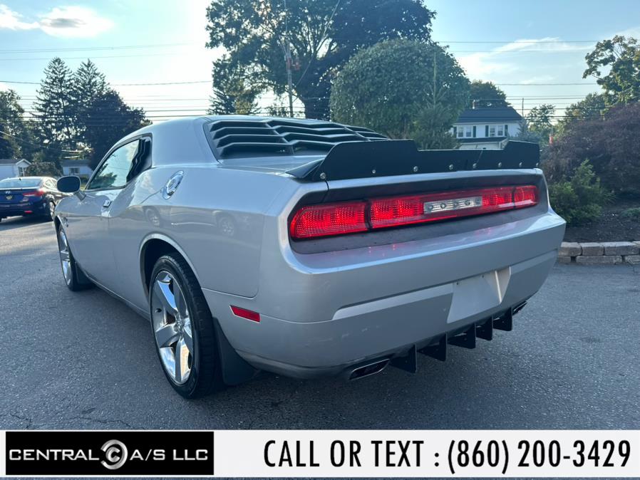 2012 Dodge Challenger SXT photo