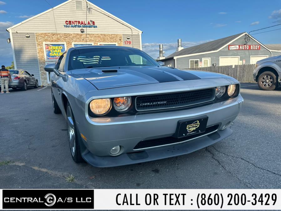 2012 Dodge Challenger SXT photo