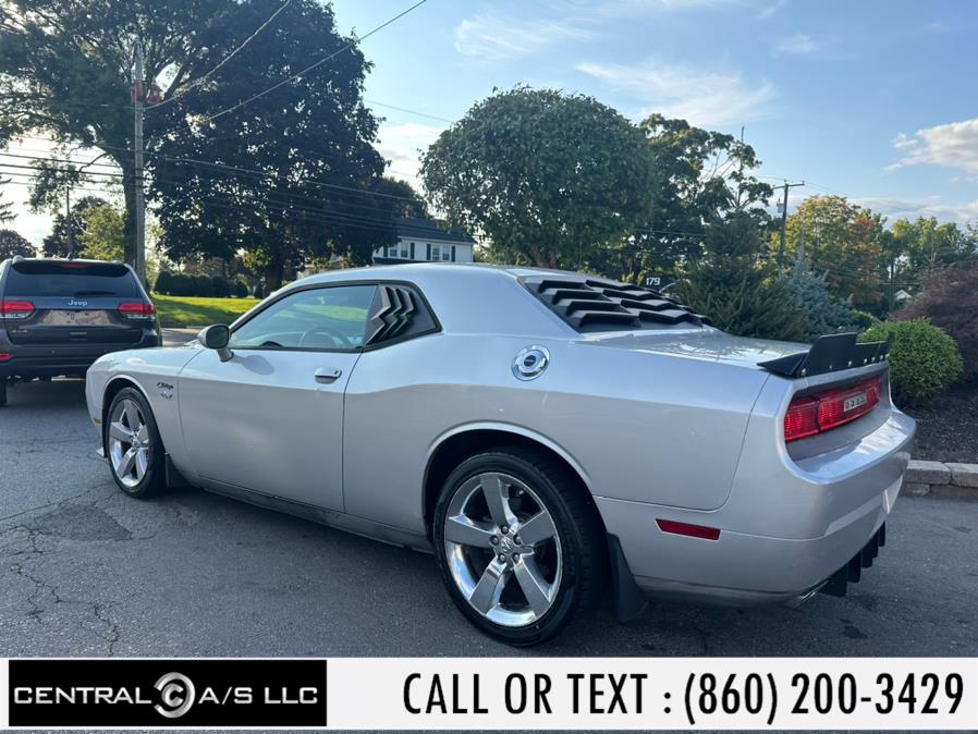 2012 Dodge Challenger SXT photo