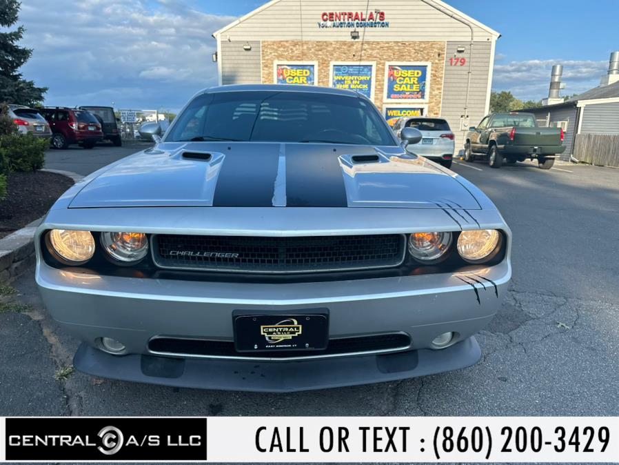 2012 Dodge Challenger SXT photo
