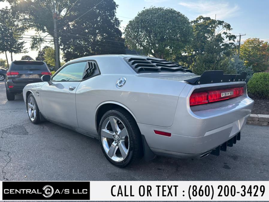 2012 Dodge Challenger SXT photo