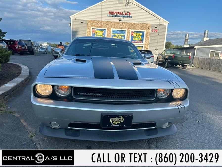 2012 Dodge Challenger SXT photo