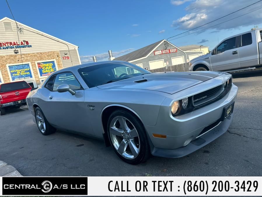 2012 Dodge Challenger SXT photo