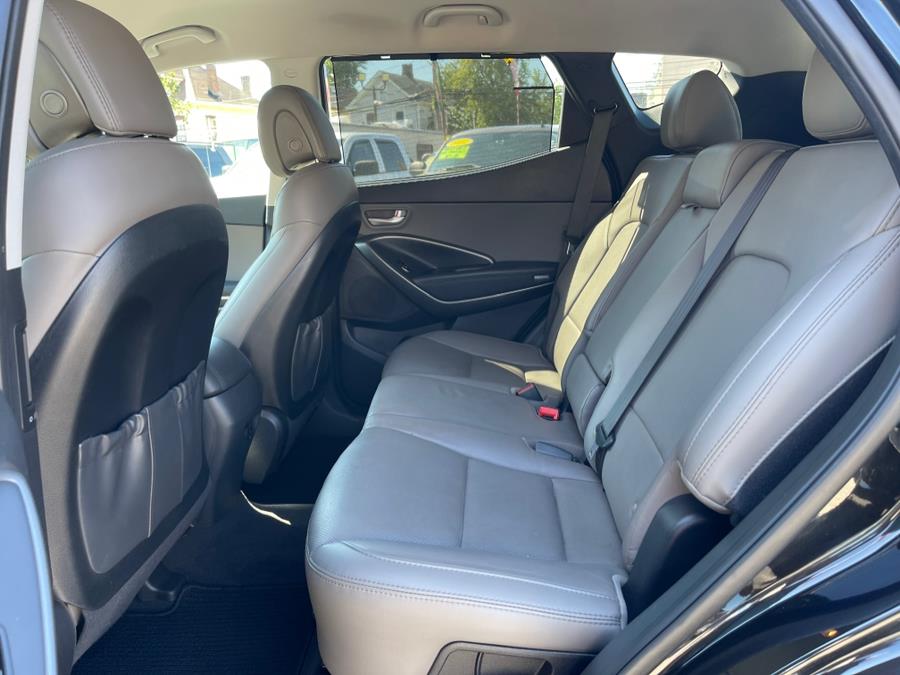 2017 Hyundai Santa Fe Sport 2.0T Auto AWD photo