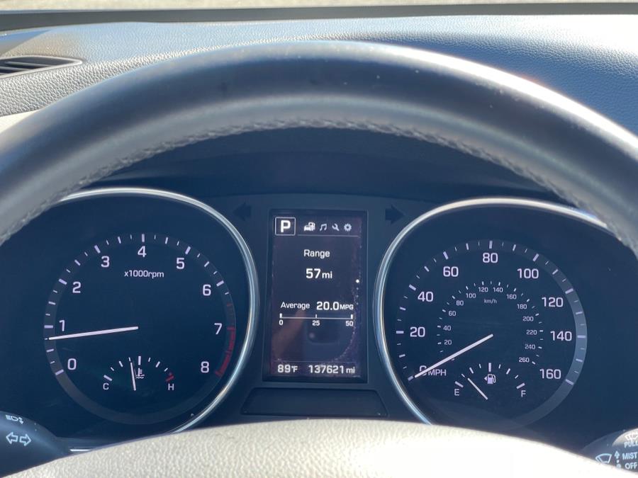 2017 Hyundai Santa Fe Sport 2.0T Auto AWD photo