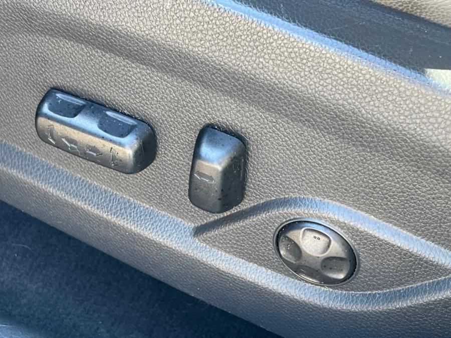 2017 Hyundai Santa Fe Sport 2.0T Auto AWD photo