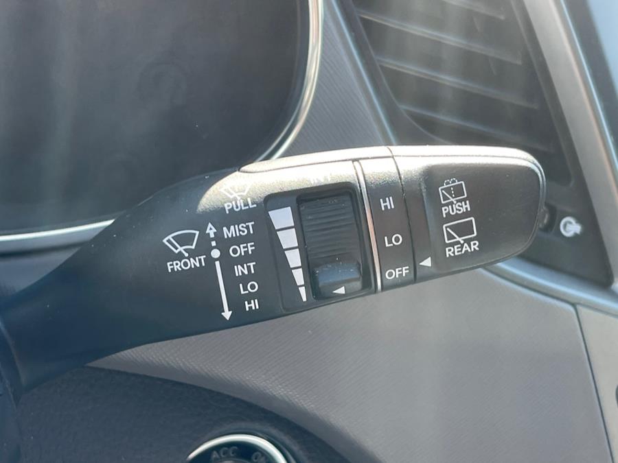 2017 Hyundai Santa Fe Sport 2.0T Auto AWD photo