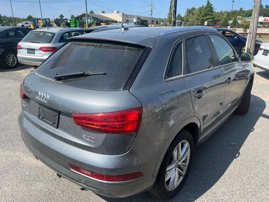 2017 Audi Q3 2.0 TFSI Premium quattro AWD photo