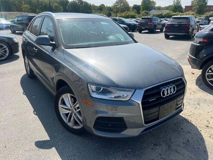 2017 Audi Q3 2.0 TFSI Premium quattro AWD photo