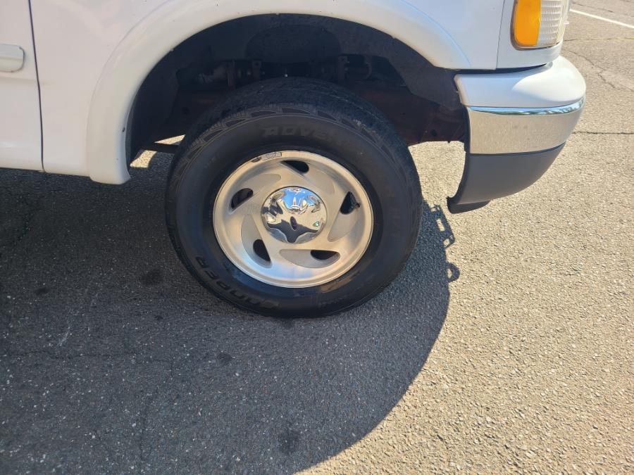2001 Ford F-150 King Ranch photo