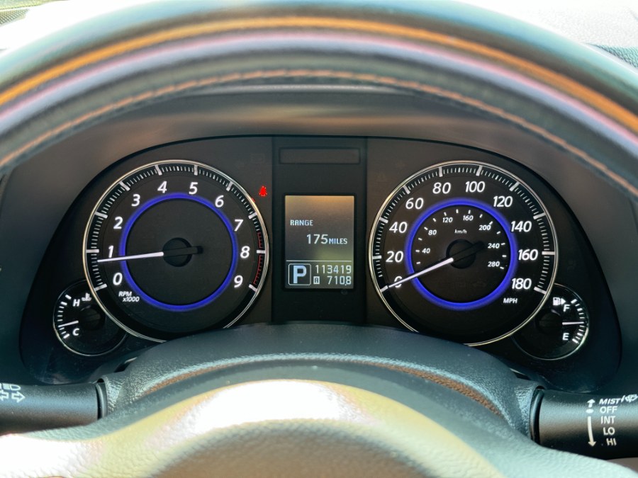 2014 Infiniti QX70 photo