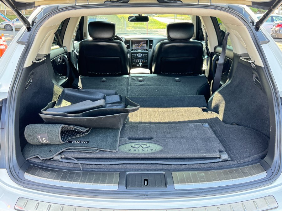 2014 Infiniti QX70 photo