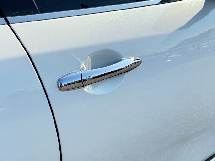 2014 Infiniti QX70 photo