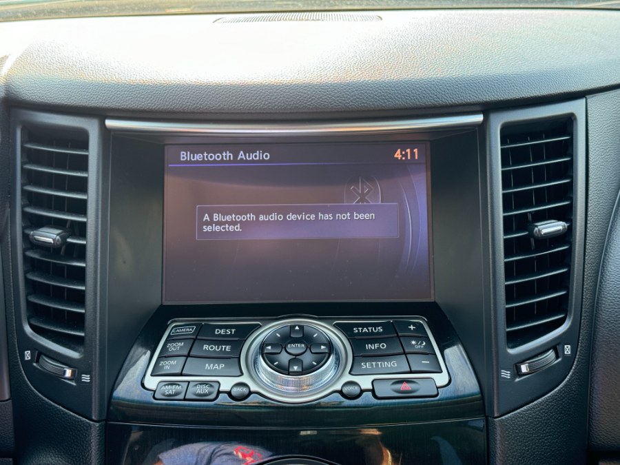 2014 Infiniti QX70 photo