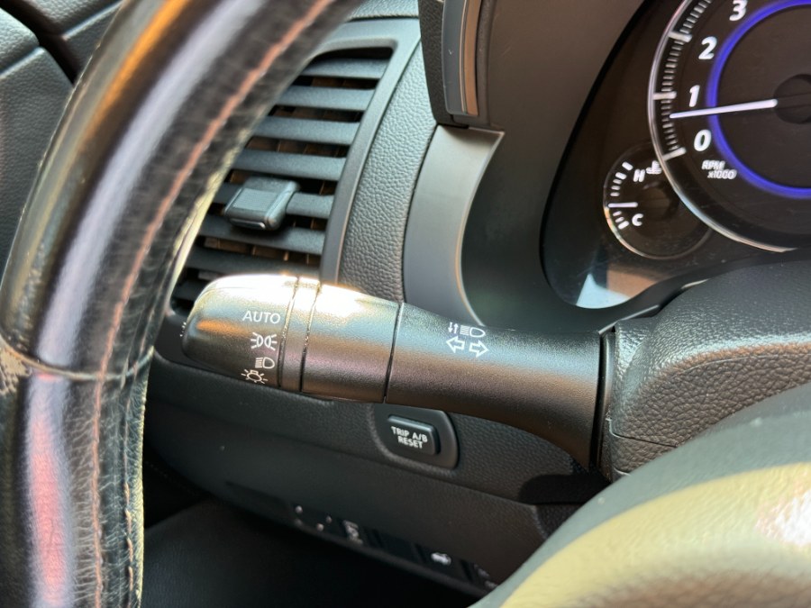 2014 Infiniti QX70 photo