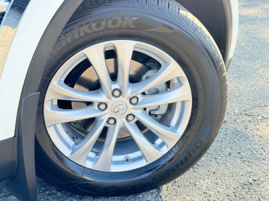 2014 Infiniti QX70 photo