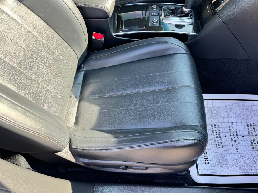 2014 Infiniti QX70 photo