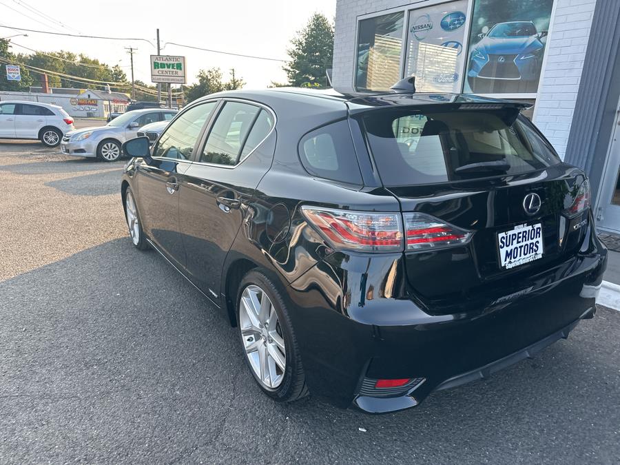 2015 Lexus CT 200h 5dr Sdn Hybrid photo