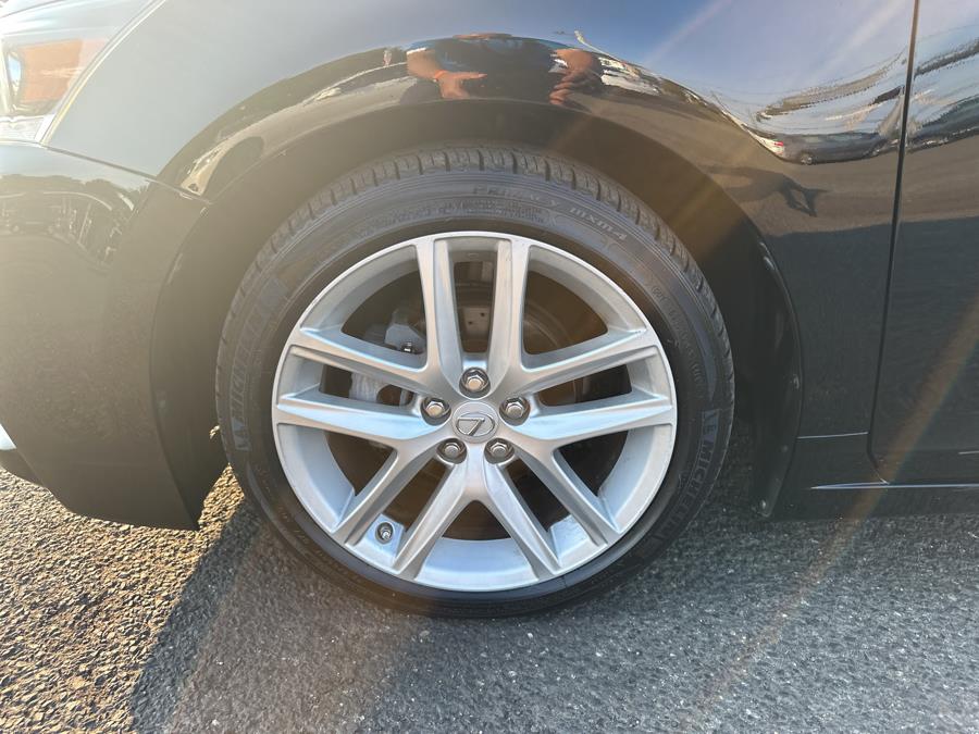 2015 Lexus CT 200h 5dr Sdn Hybrid photo