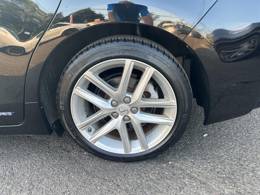 2015 Lexus CT 200h 5dr Sdn Hybrid photo