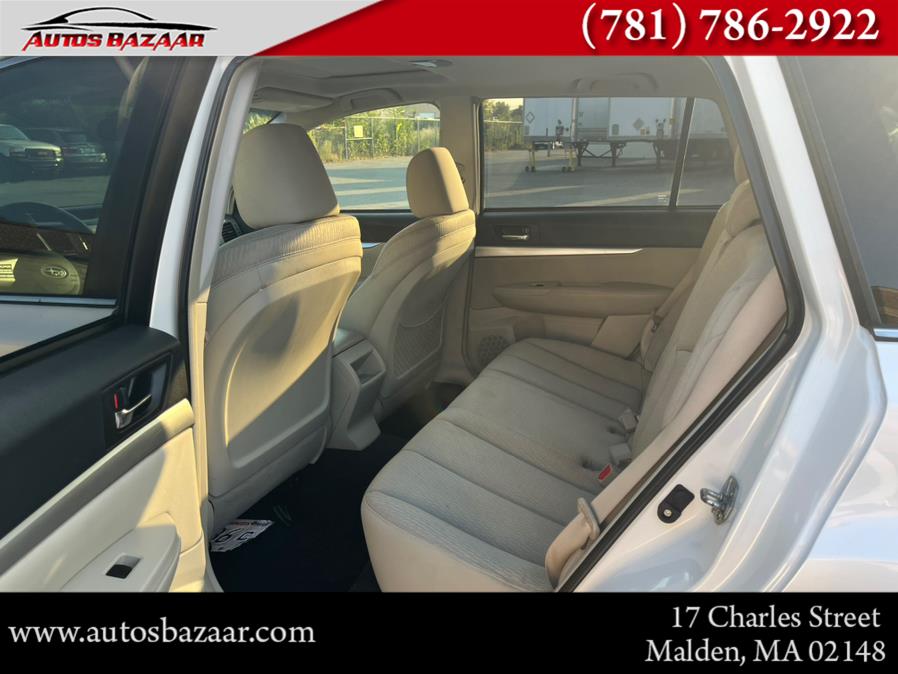 2010 Subaru Outback 2.5i Premium photo