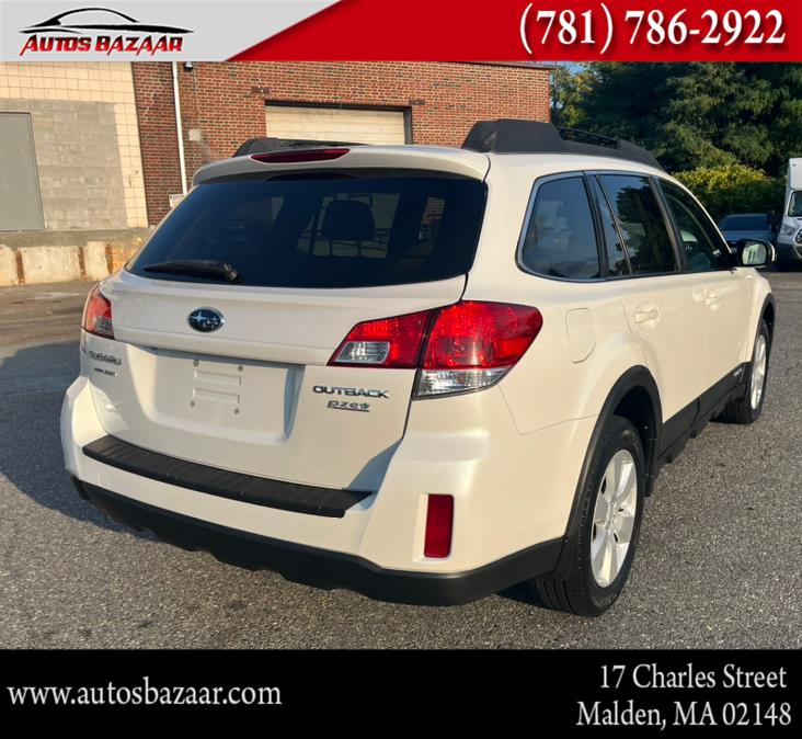 2010 Subaru Outback 2.5i Premium photo