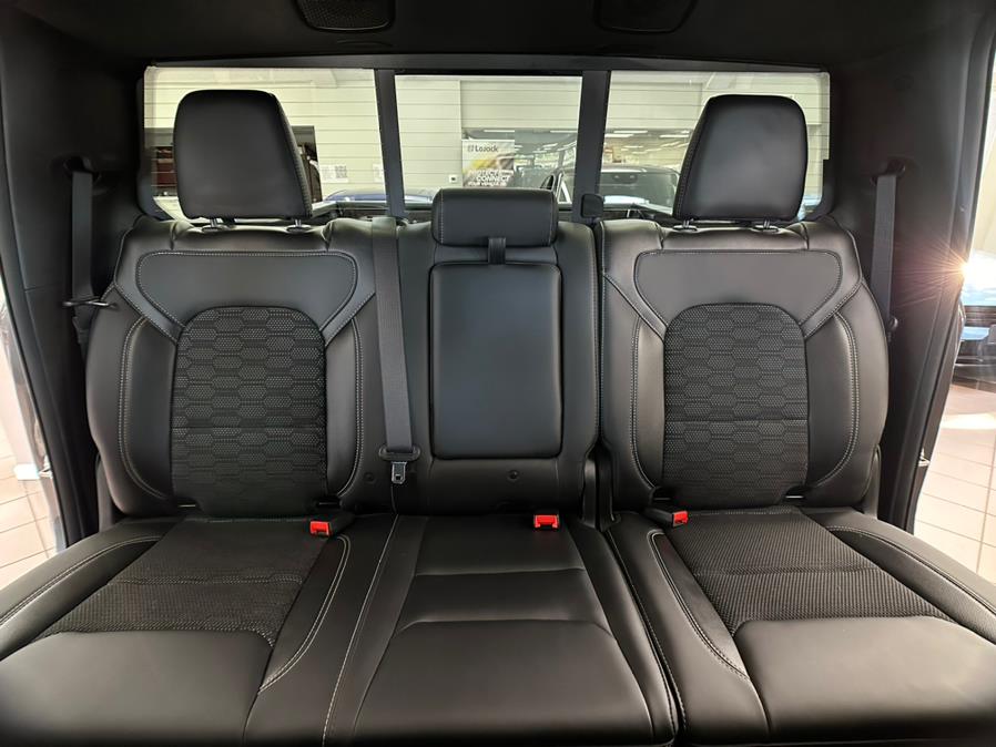 2022 RAM 1500 REBEL 4x4 Crew Cab 5''7