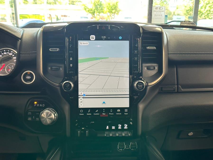 2022 RAM 1500 REBEL 4x4 Crew Cab 5''7