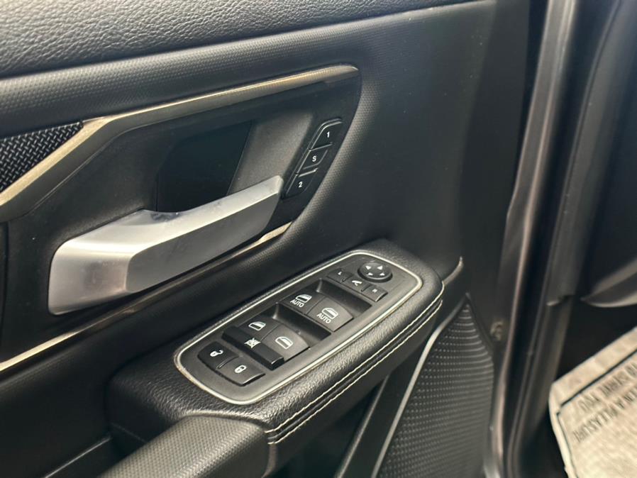 2022 RAM 1500 REBEL 4x4 Crew Cab 5''7