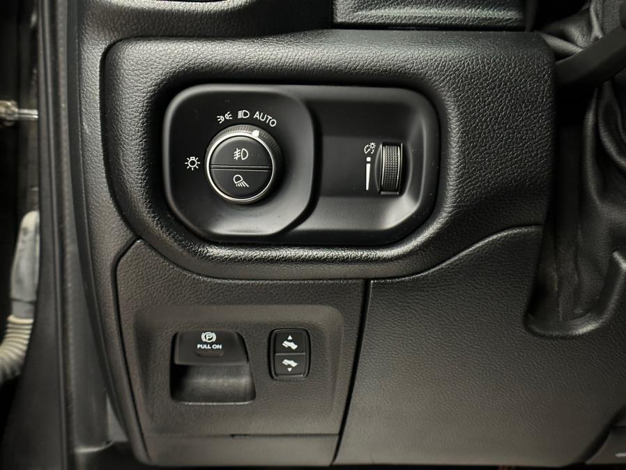 2022 RAM 1500 REBEL 4x4 Crew Cab 5''7