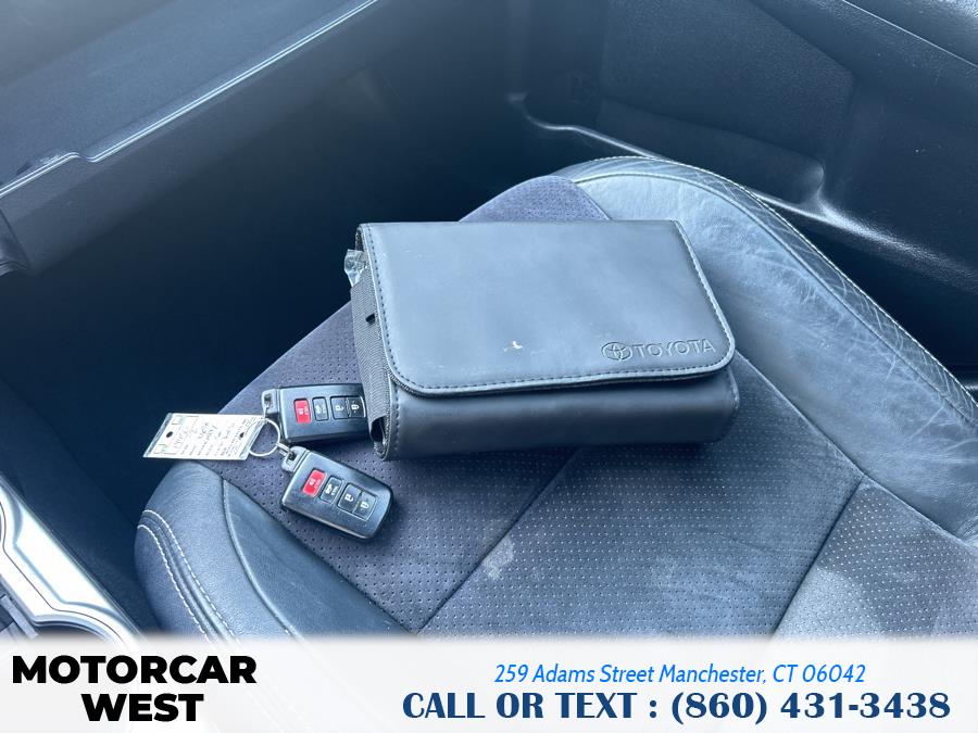 2012 Toyota Camry L photo