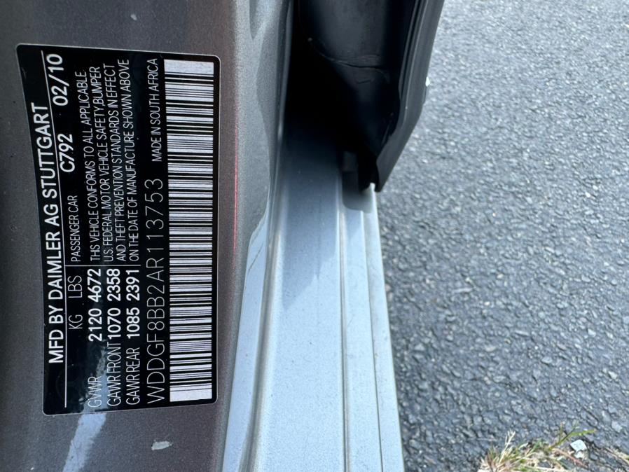 2010 Mercedes-Benz C-Class C300 4MATIC Sport photo
