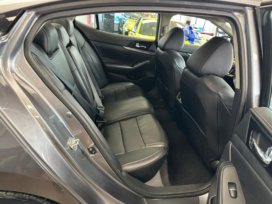 2021 Nissan Maxima SV 3.5L photo