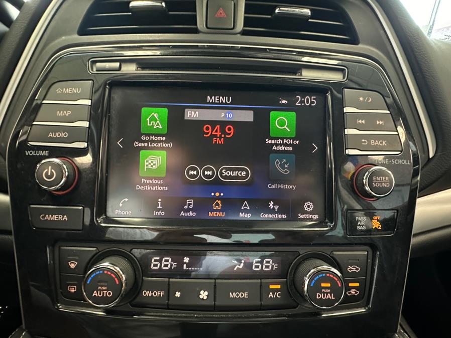 2021 Nissan Maxima SV 3.5L photo