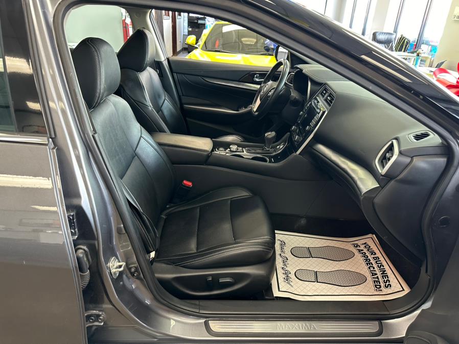 2021 Nissan Maxima SV 3.5L photo