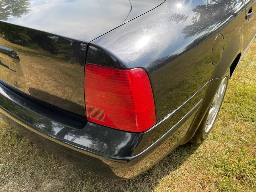 1999 Volkswagen Passat GLS 1.8T photo